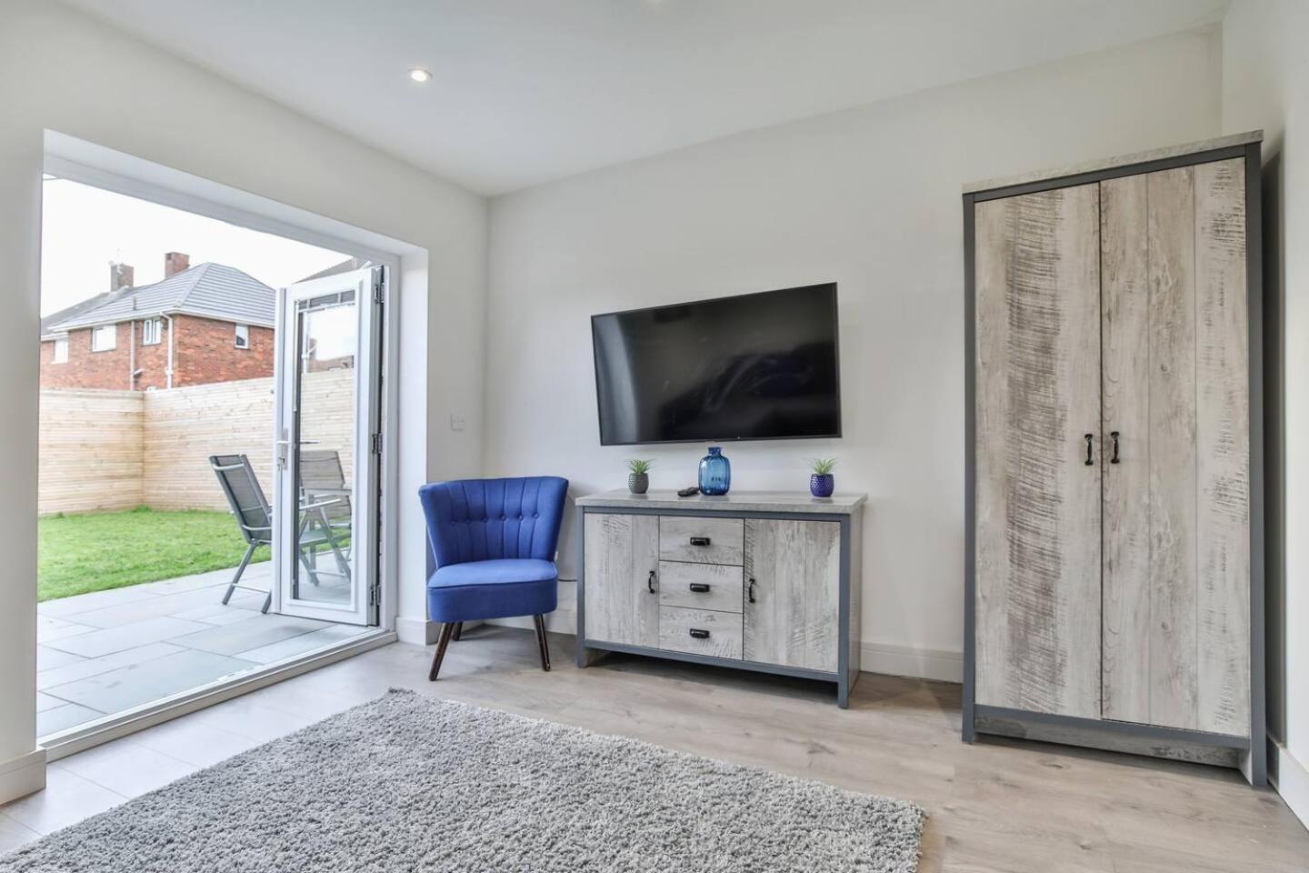 Magnificent, Renovated Whole House With Garden Villa Sheffield Exterior photo